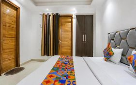Hotel 24By7